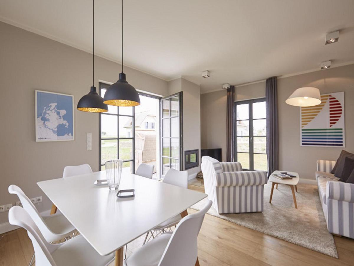 Reetland Am Meer - Premium Reetdachvilla Mit 3 Schlafzimmern, Sauna Und Kamin E24 Dranske Esterno foto